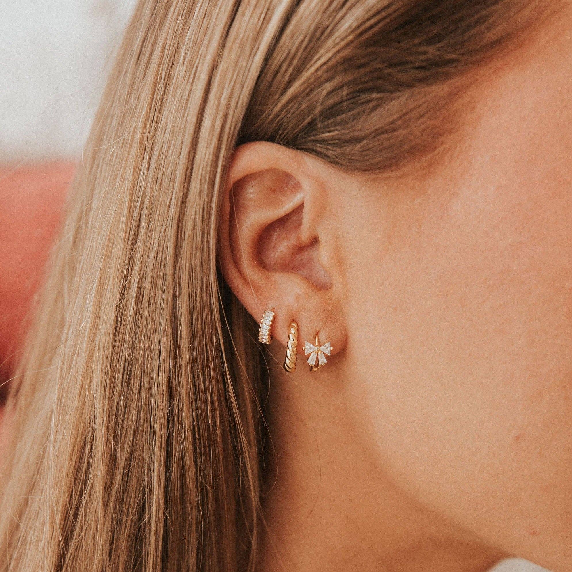 Brooklyn Twist Hoops: Gold