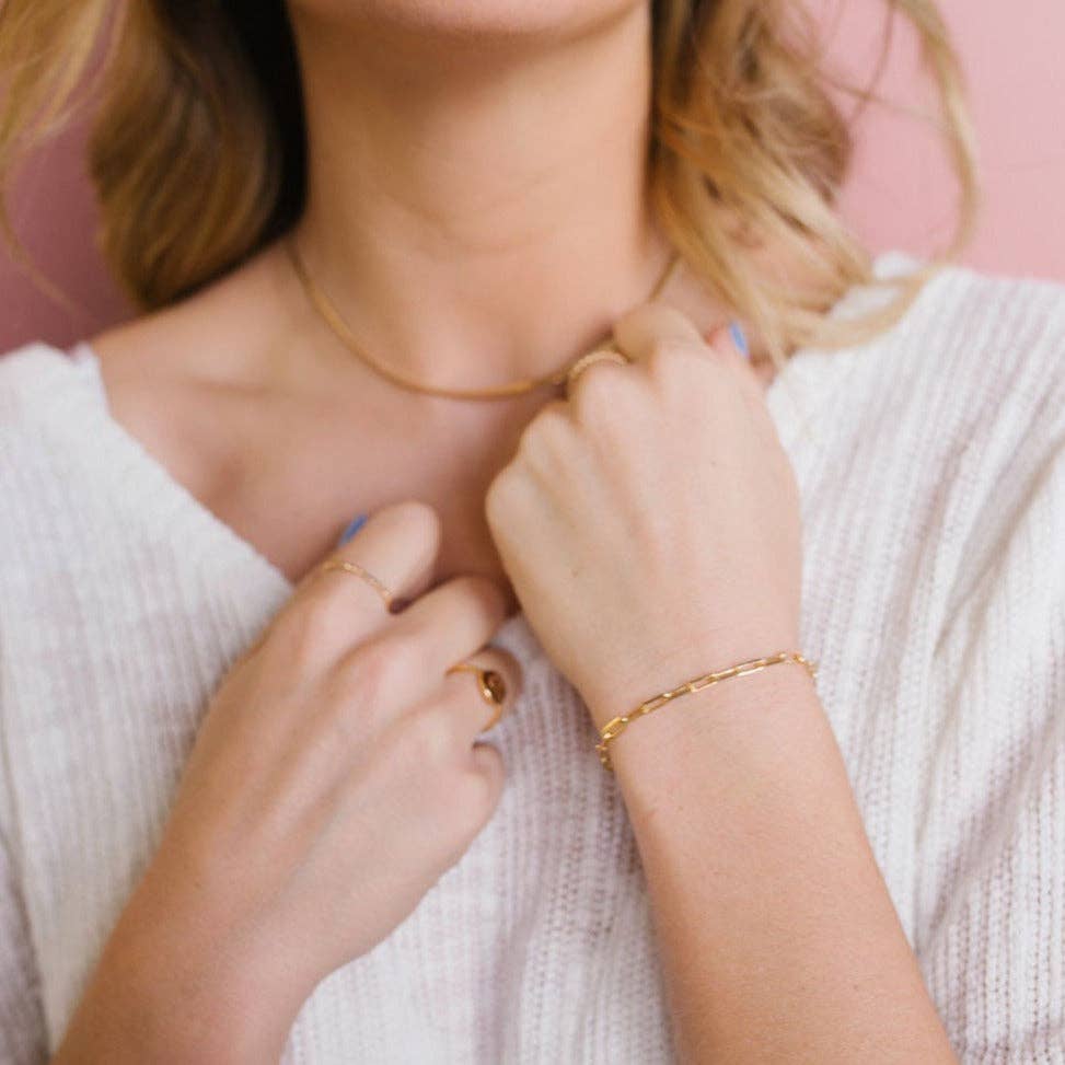 Madeline Gold Filled Paperclip Bracelet: 7"