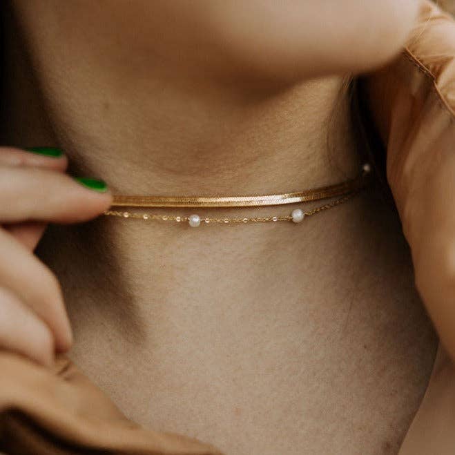 Malibu Pearl Necklace: Gold Filled