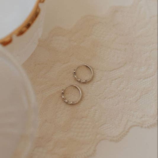 May Raindrop Hoops: Gold