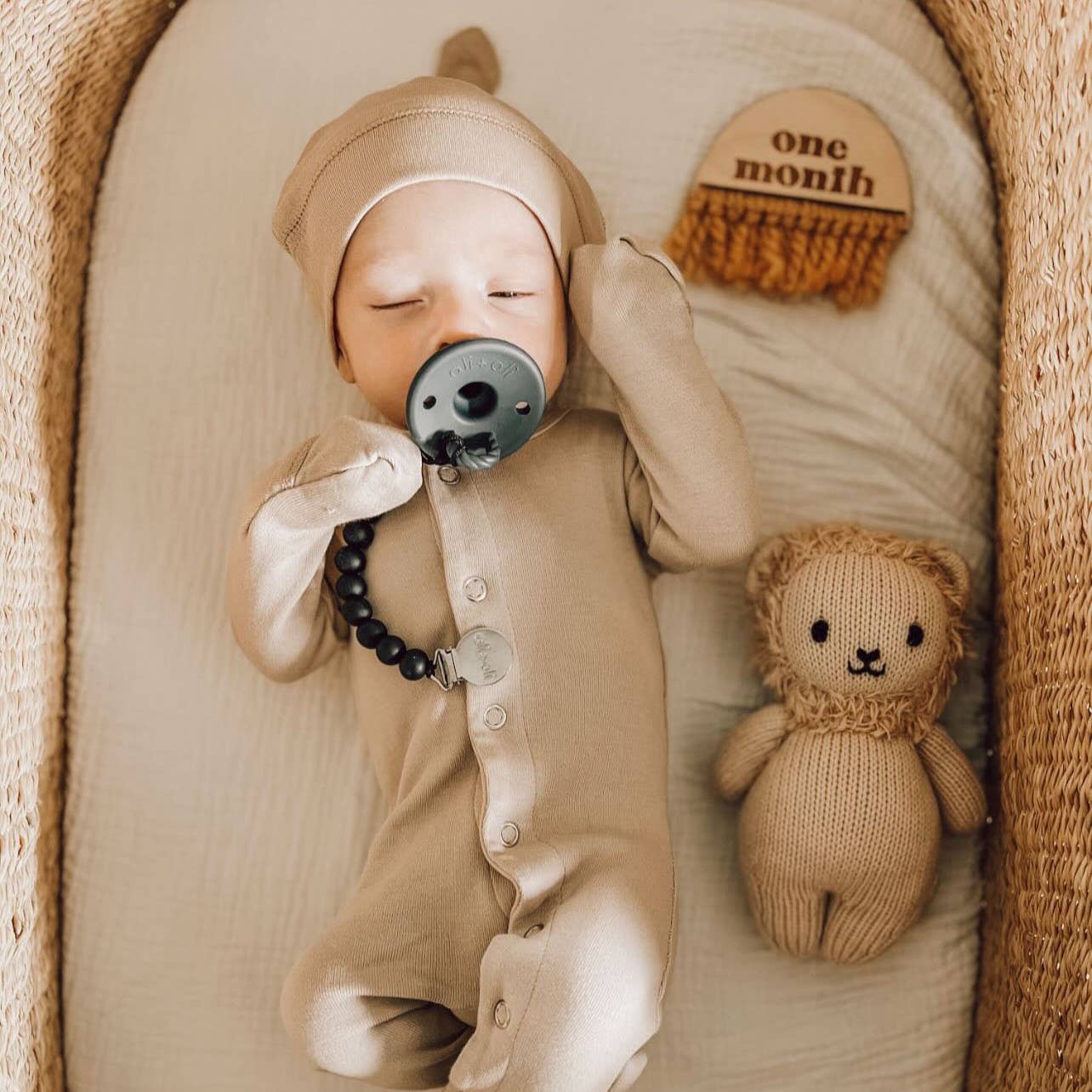 Pacifier Set Round (Iron & Sky)