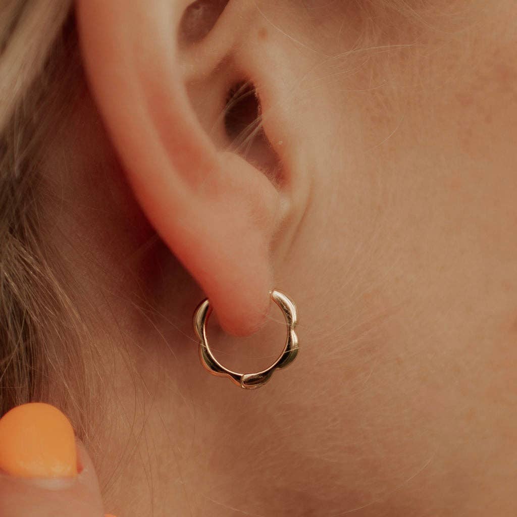 Lola Floral Hoops: Gold