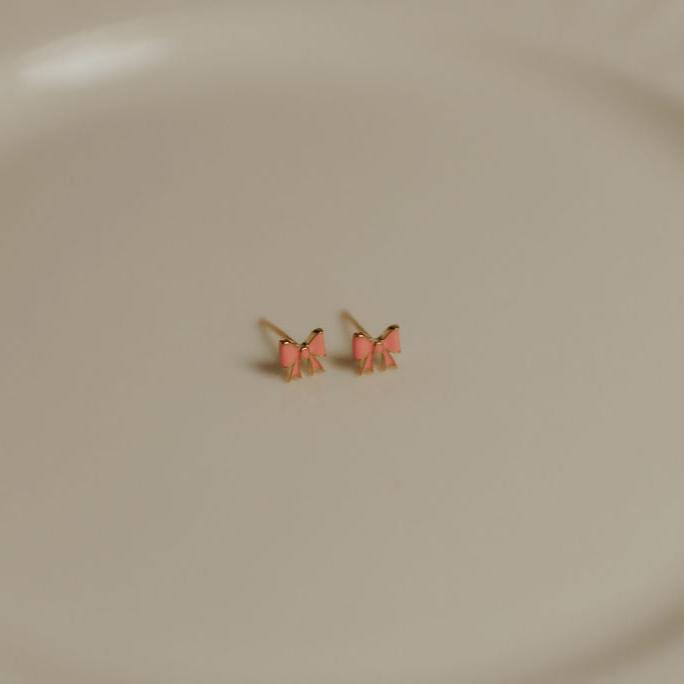 Clara Bow Studs: Baby Blue