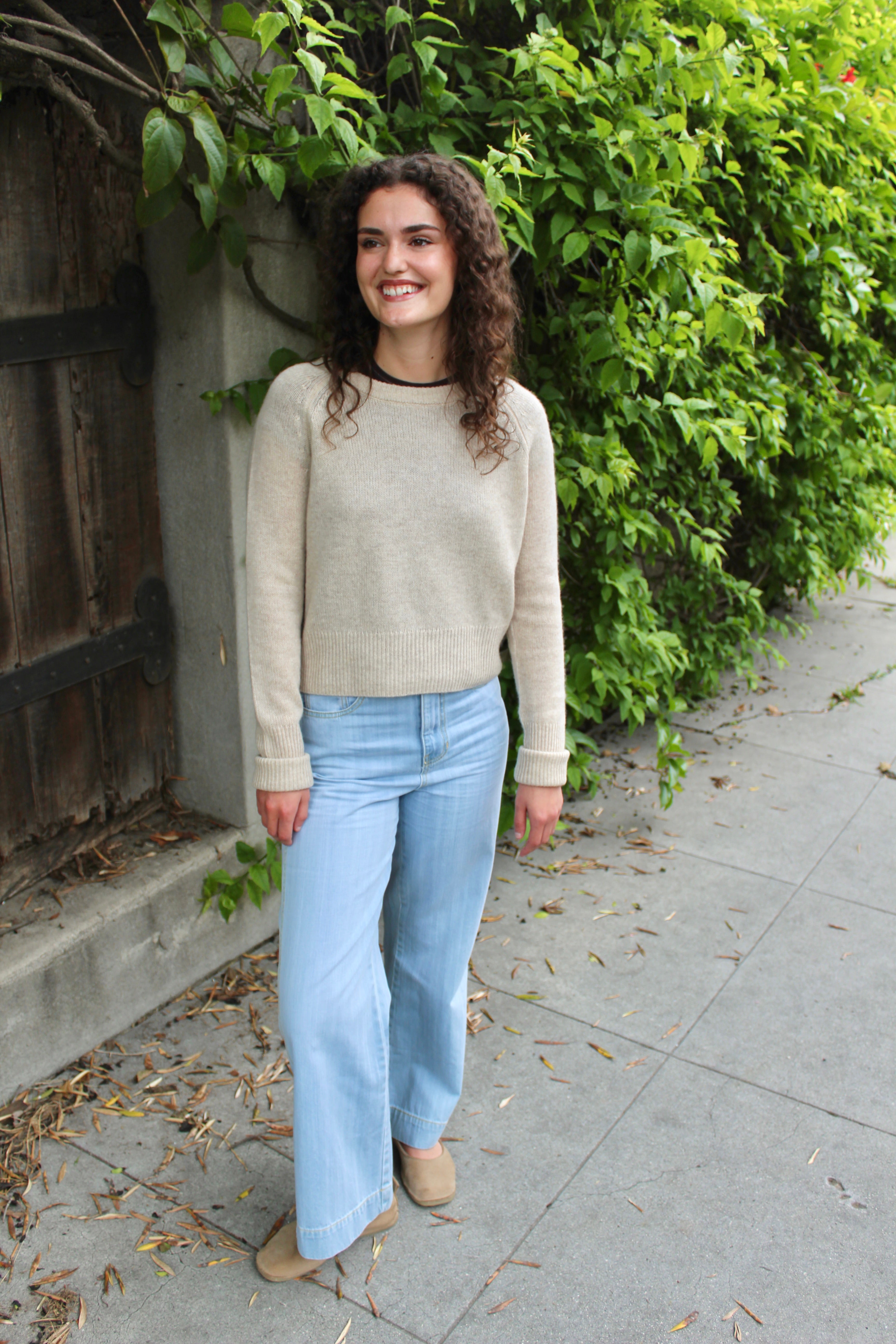 Softest Cashmere Fitted Crewneck - Sand