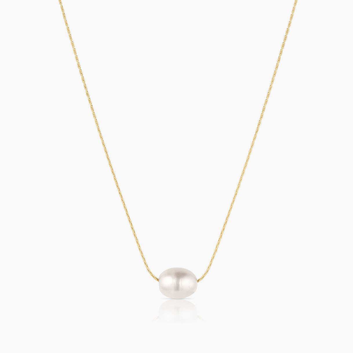 Isla Pearl Necklace: 14k Gold Plated