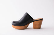 Ava Handmade Leather Women's Clogs: Black