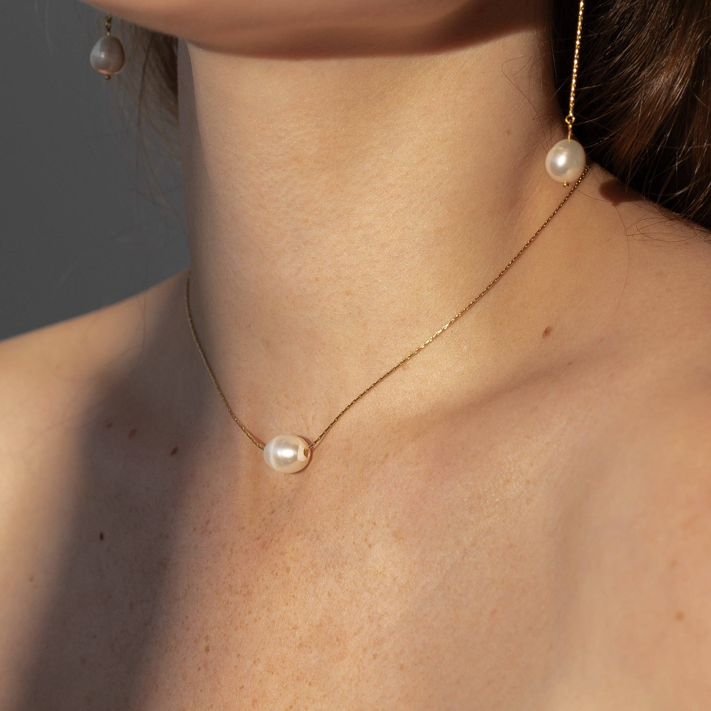 Isla Pearl Necklace: 14k Gold Plated