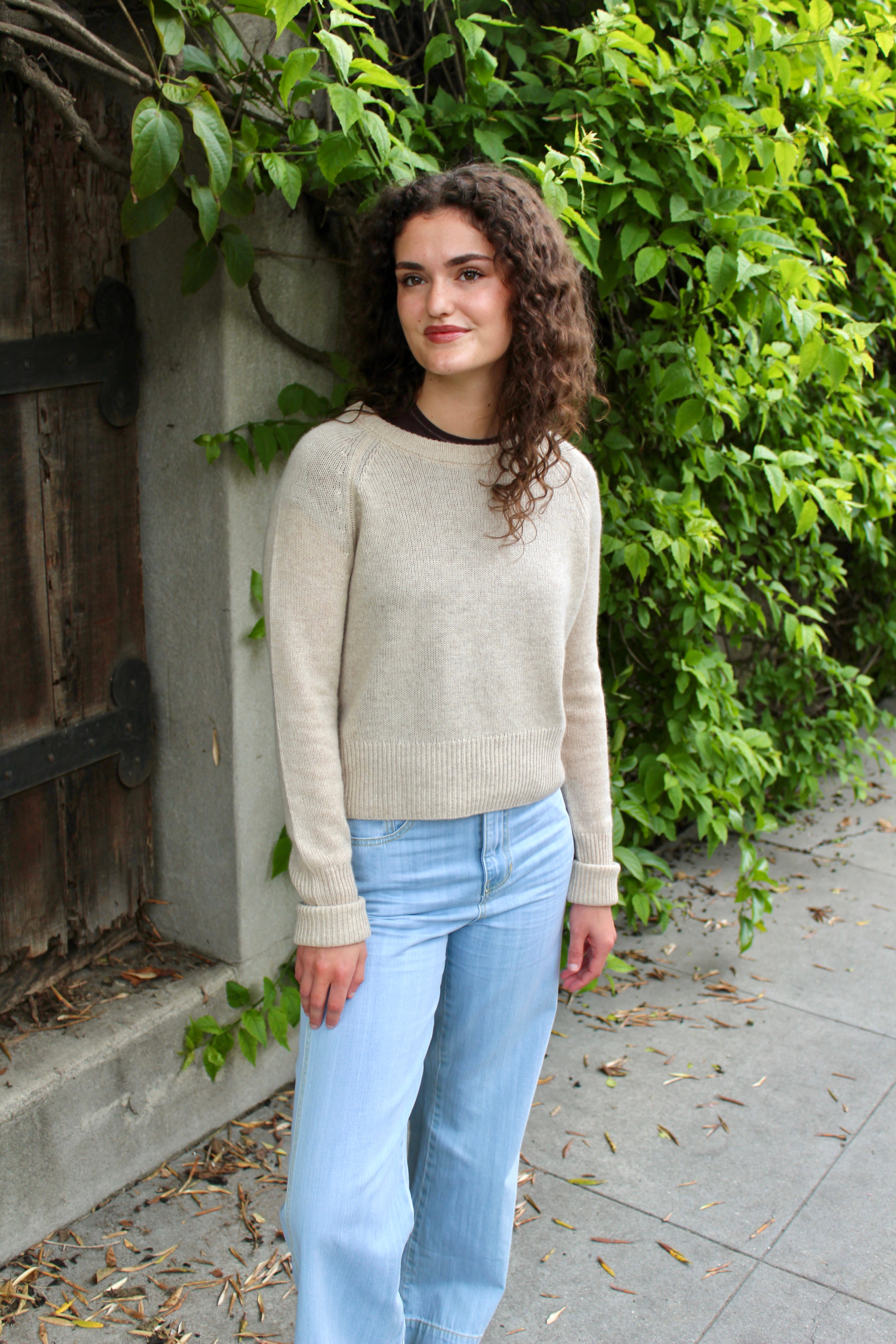 Softest Cashmere Fitted Crewneck - Sand