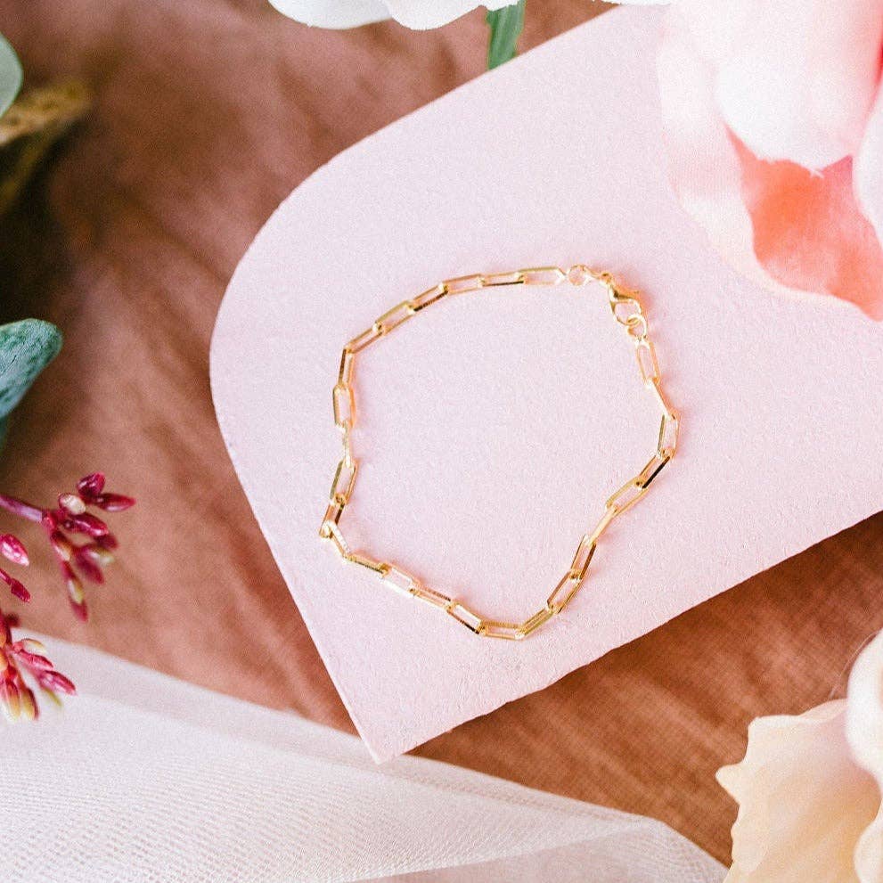 Madeline Gold Filled Paperclip Bracelet: 7"