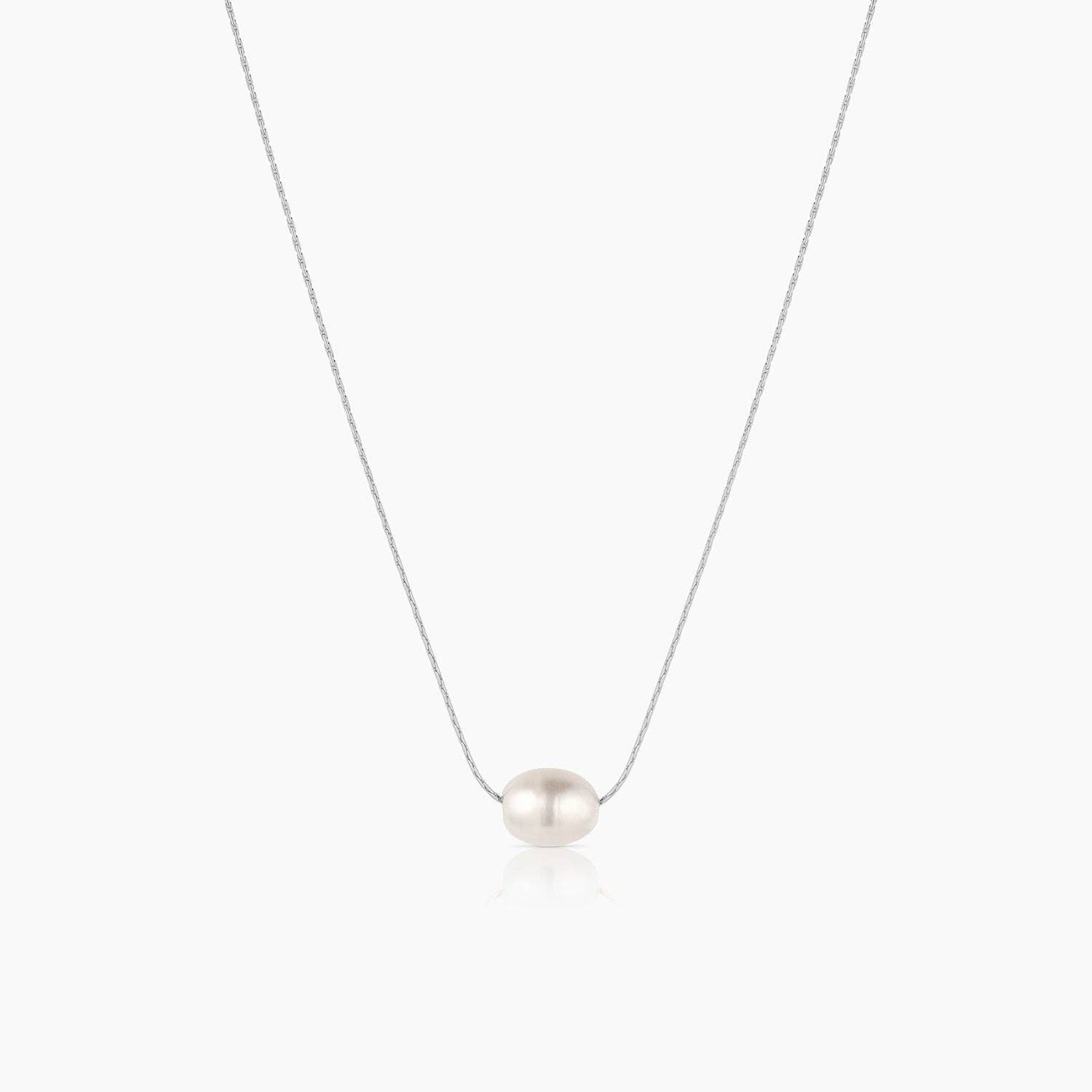 Isla Pearl Necklace: 14k Gold Plated