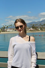 Softest Relaxed Cashmere V-neck - Coconut