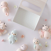 Baby parrot (mauve), gives 5 meals