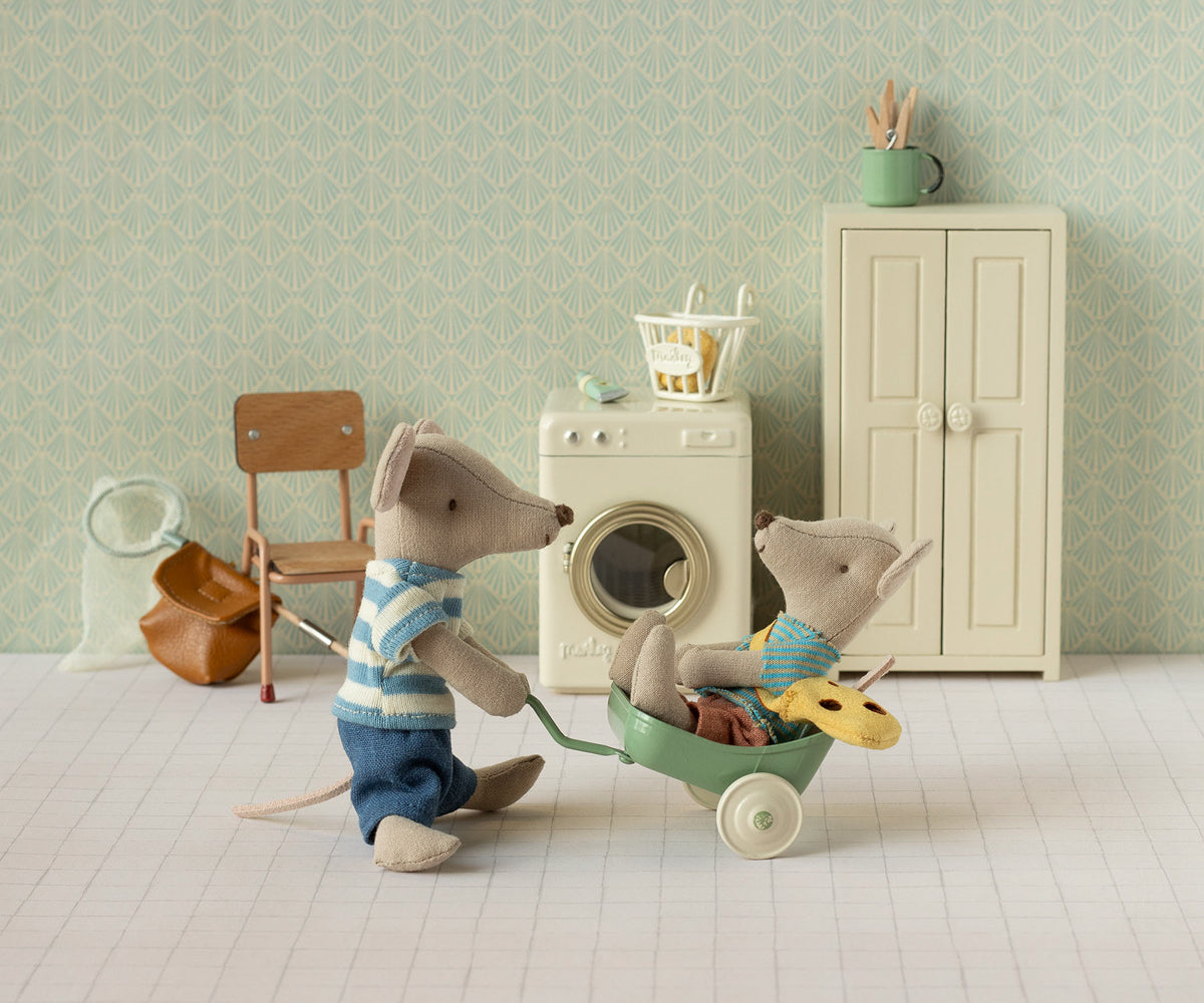 Maileg Little brother mouse with bag - view 2