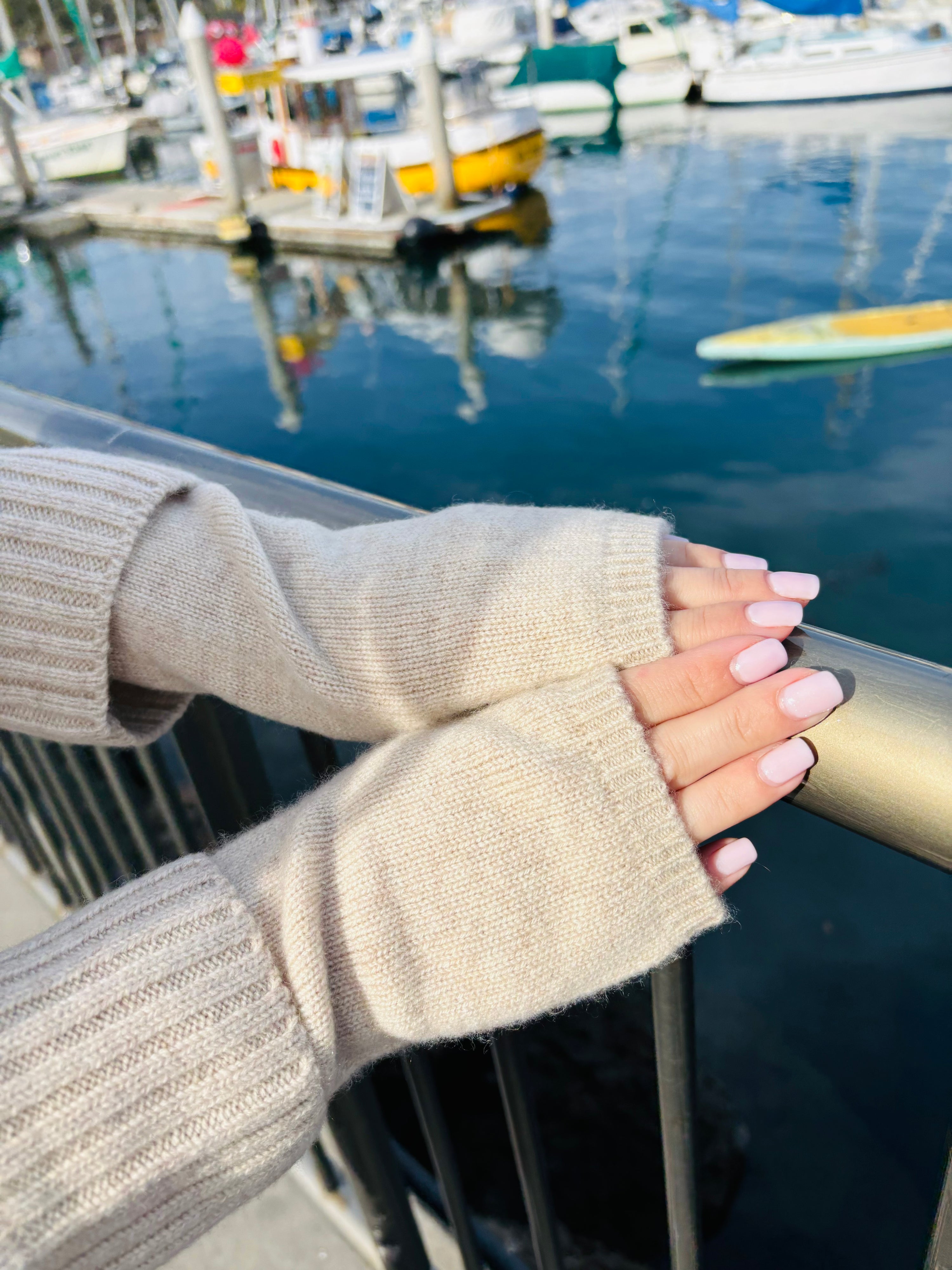 Softest Cashmere Fingerless Gloves - Sand