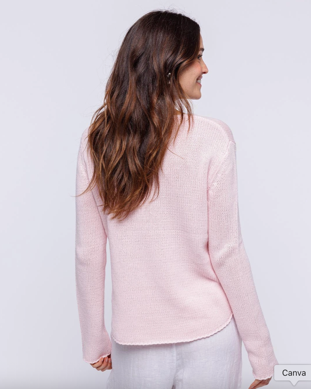 Round Edge V-Neck - Blossom