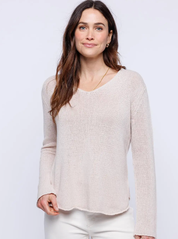 Round Edge V-Neck - Oatmeal