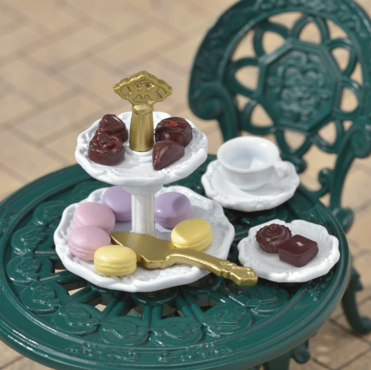 Town Series Tea and Treats Set, Fashion Dollhouse Furniture and Accessories