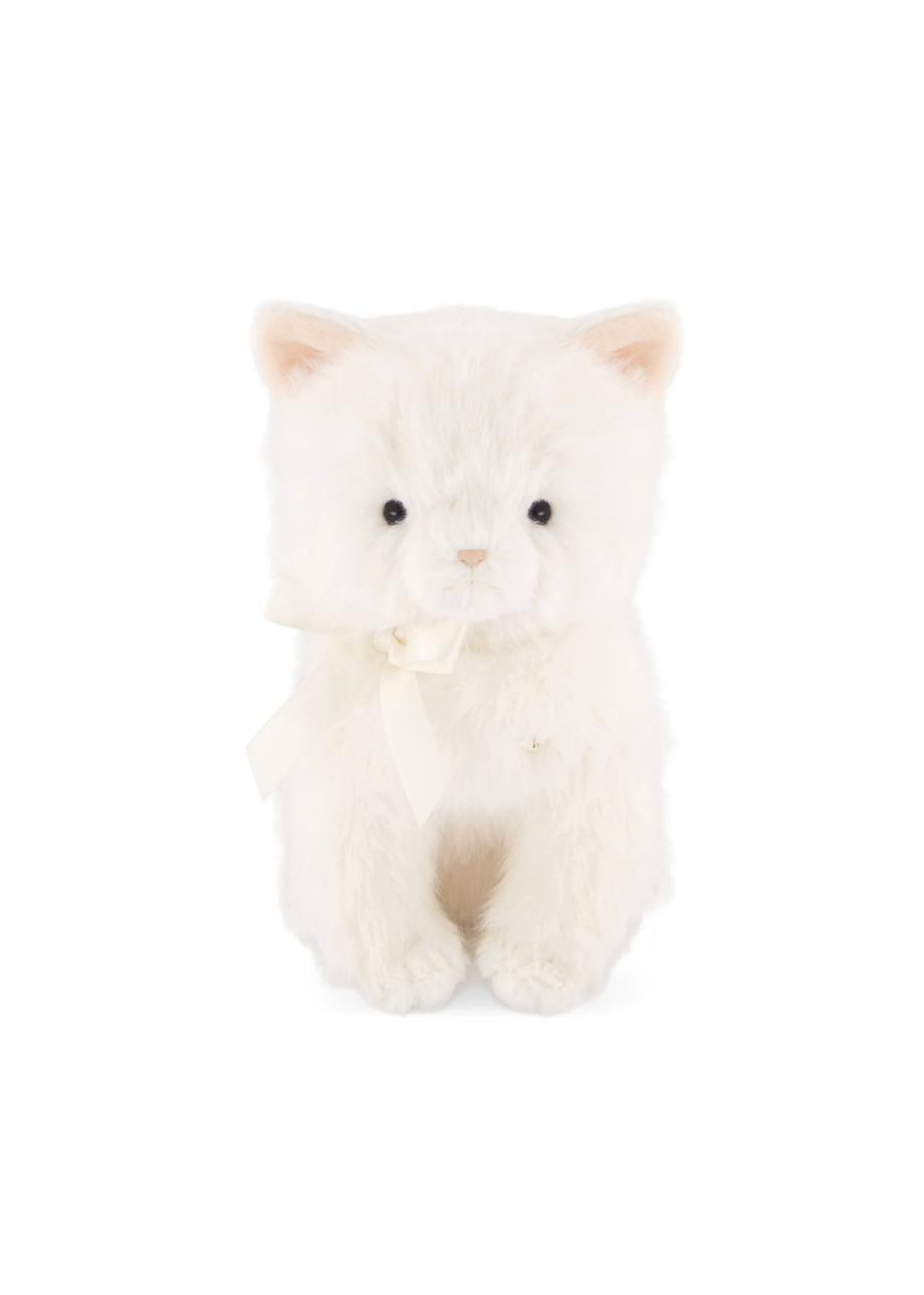 Moon the Kitty - Snow