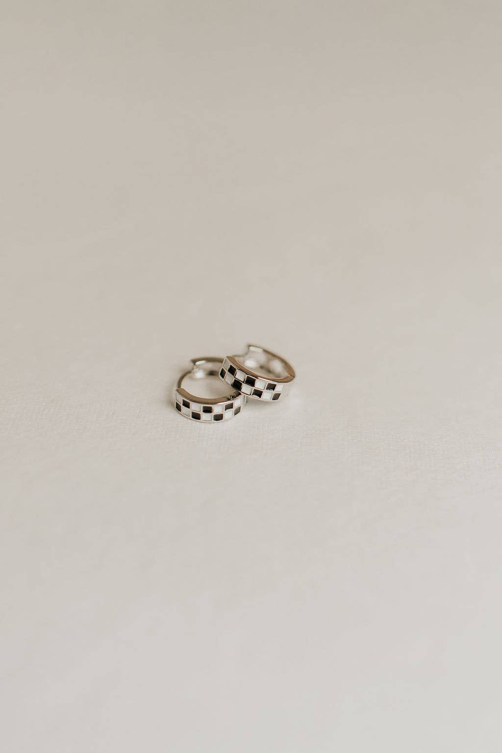 Black & White Checkered Hoops: Gold