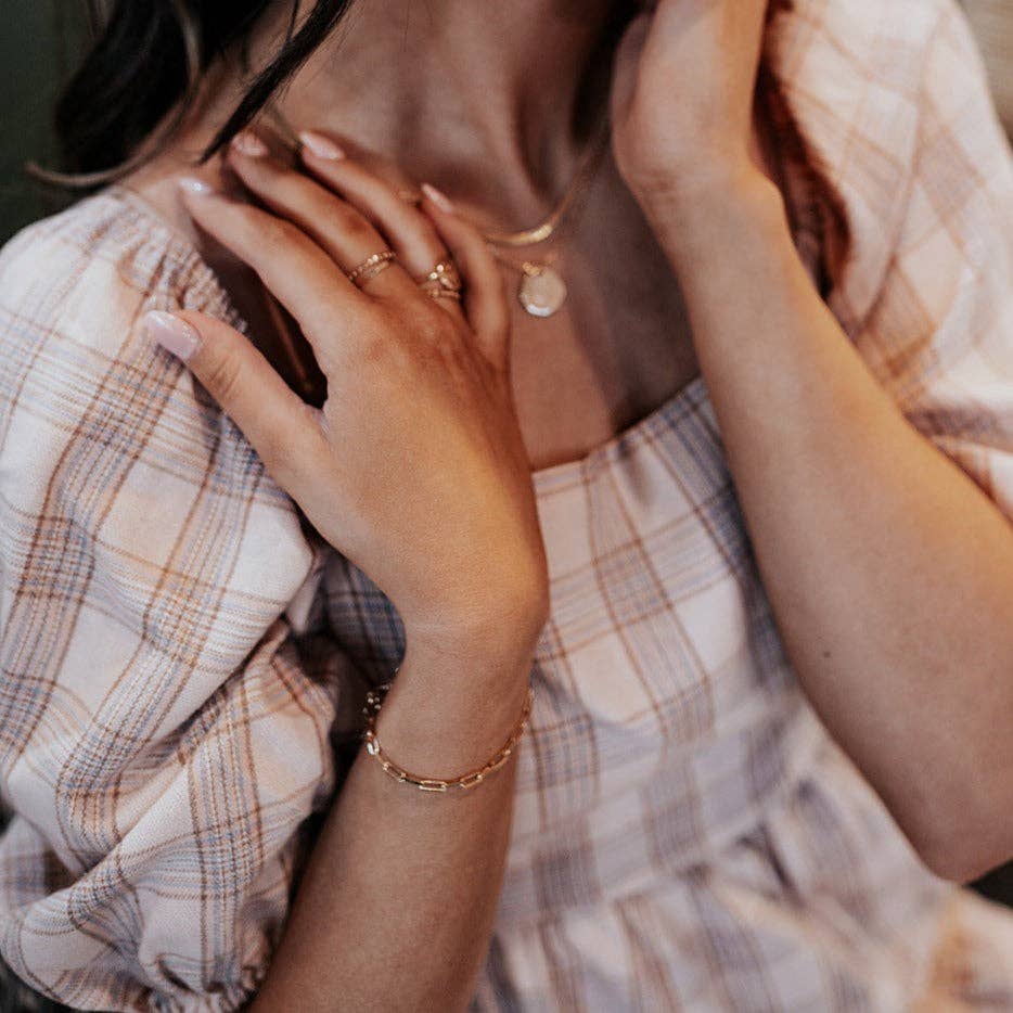 Madeline Gold Filled Paperclip Bracelet: 7"