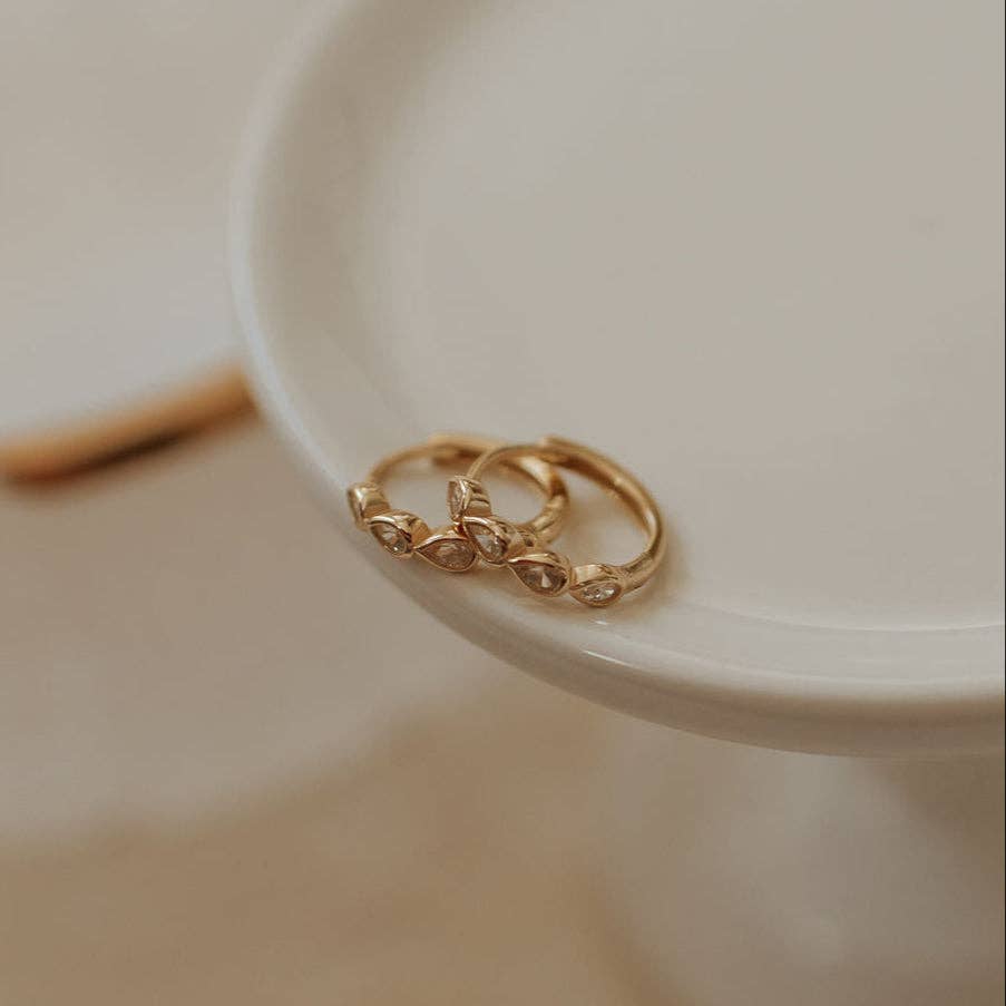 May Raindrop Hoops: Gold