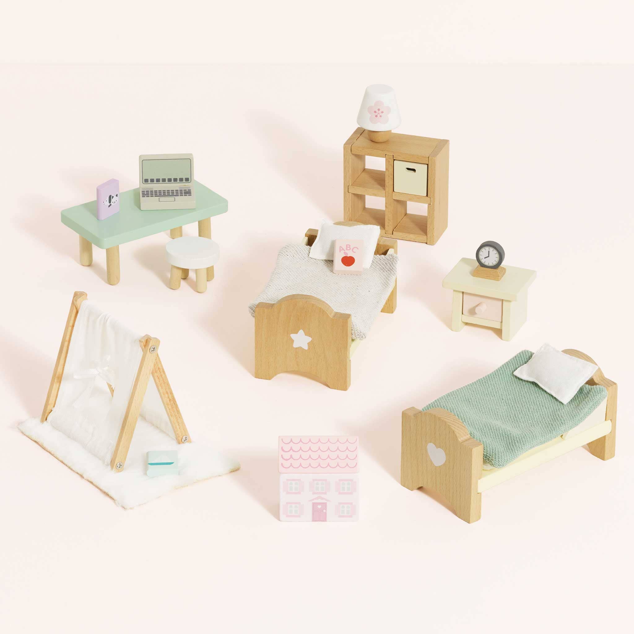 Wooden Dolls House Child's Bedroom Furniture