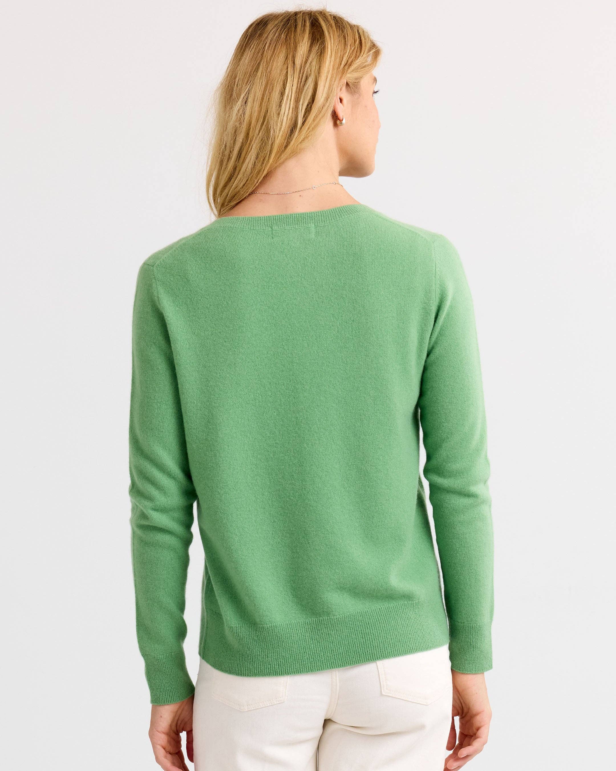 Essential Cashmere V-Neck - Matcha