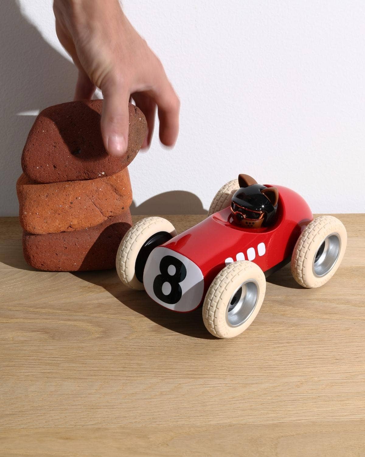 Car EGG - Egg Hardy Red